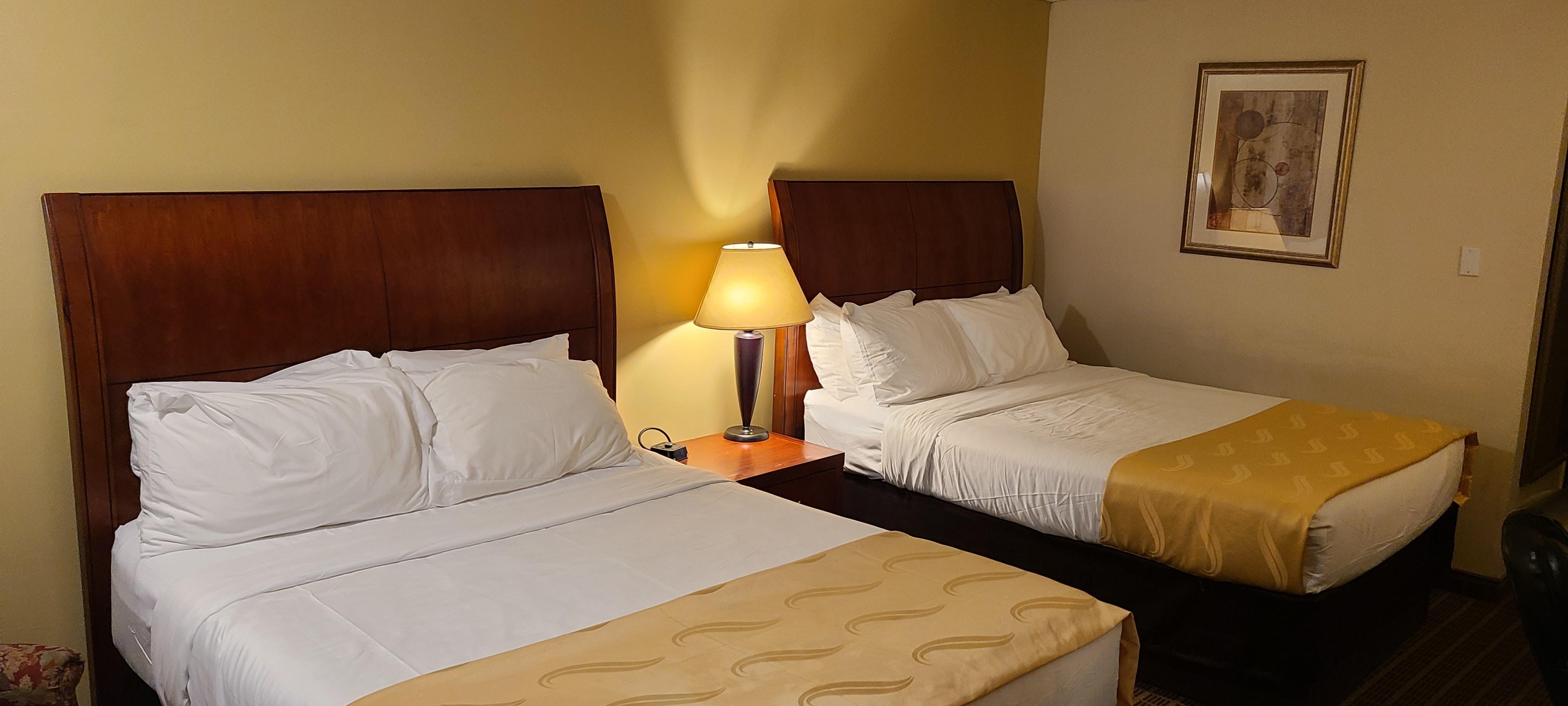 Quality Inn & Suites 1000 Islands Gananoque Exterior foto