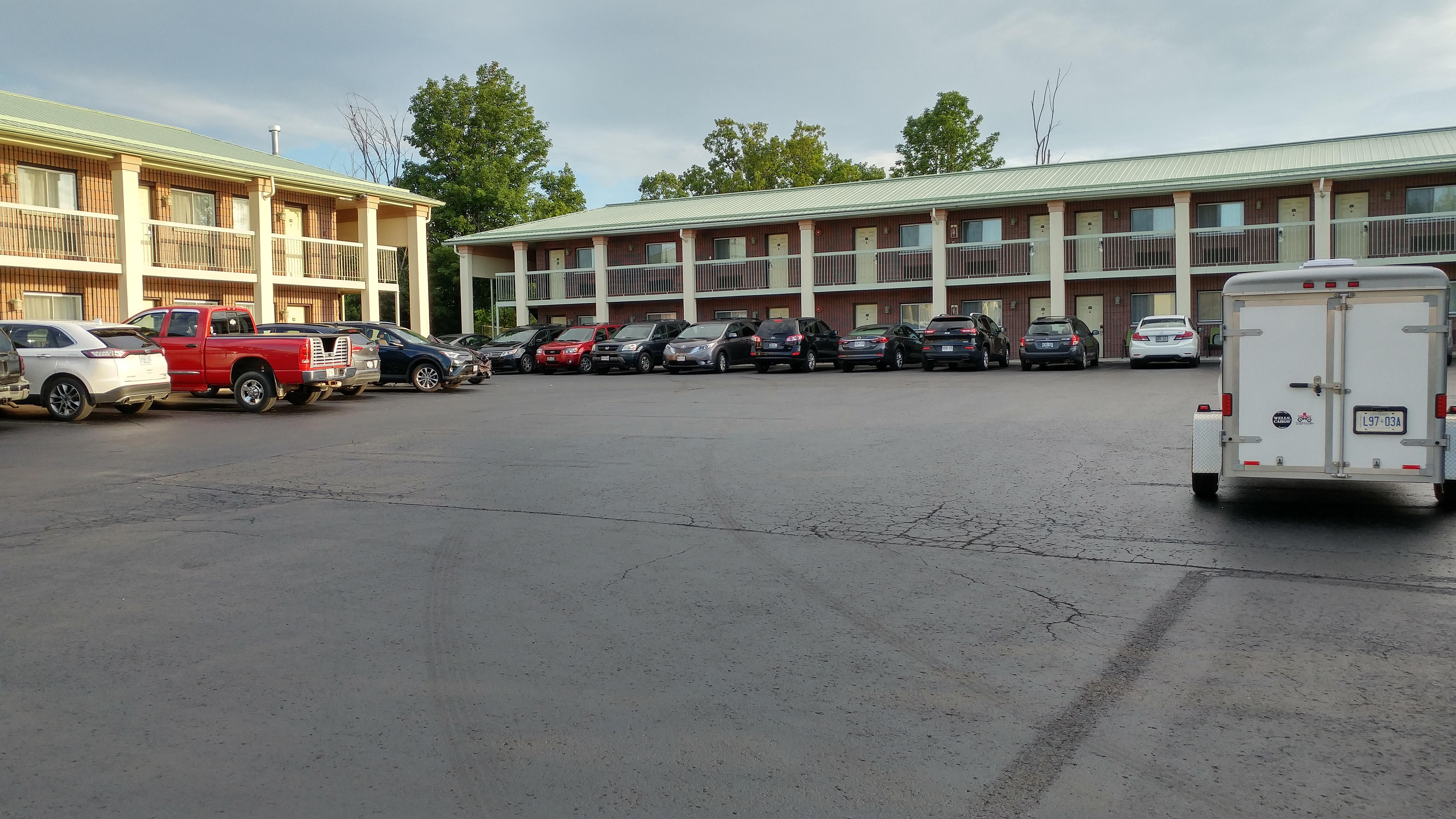 Quality Inn & Suites 1000 Islands Gananoque Exterior foto